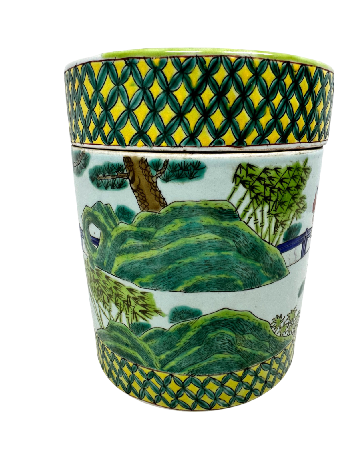 Famille Verte Cylinder Box w/ People