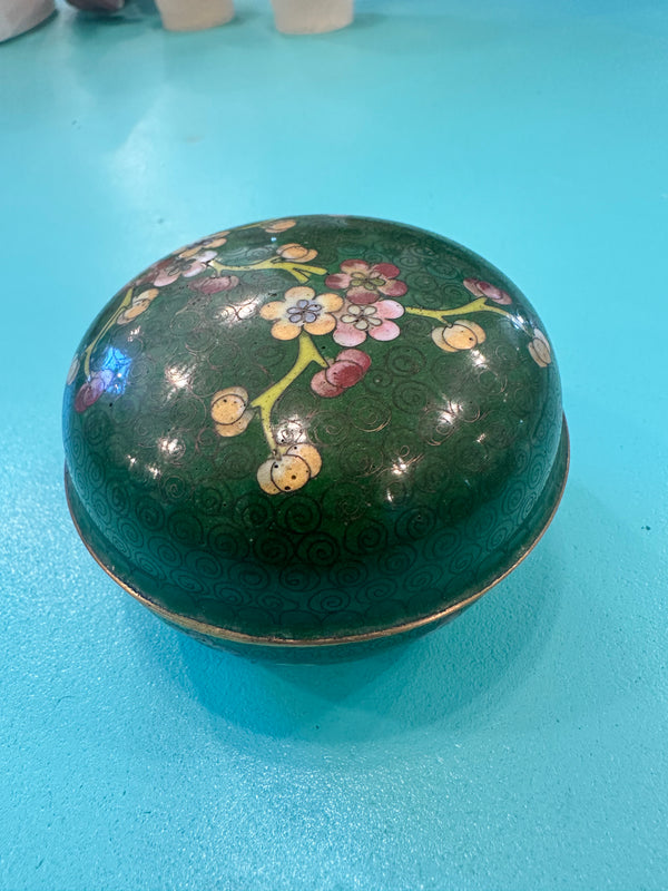 Green cloisonné box