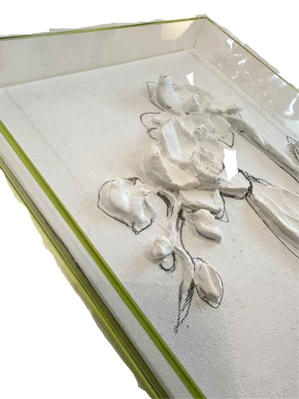White sculpted flower