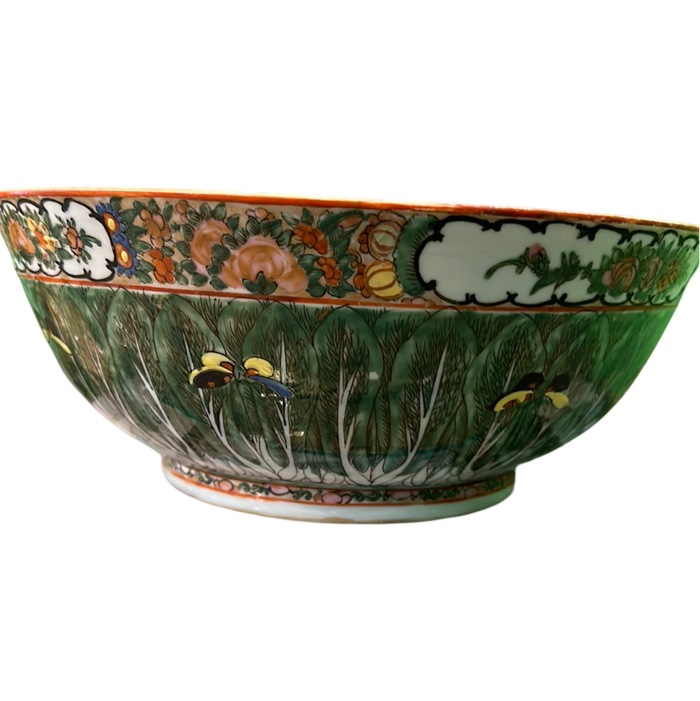 Chinese Export Cabbage Leaf bowl