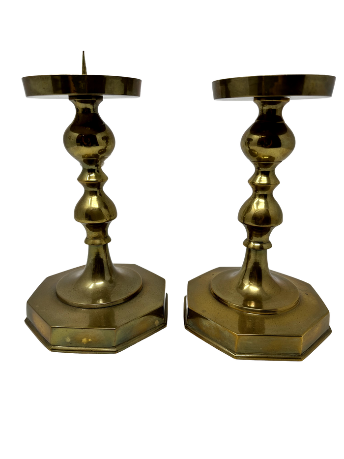 Pair of brass 7.5" candlesticks w/ octogon base
