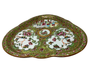 Trifoil Rose Medallion 10.5" platter