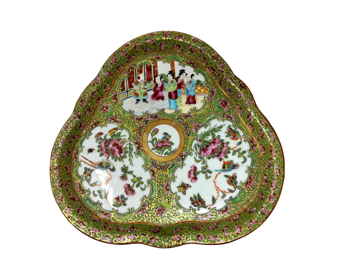 Trifoil Rose Medallion 10.5" platter