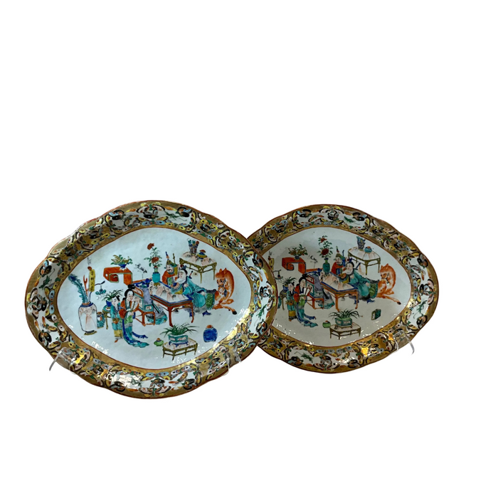 Pair of Oval Chinese Export Dish
