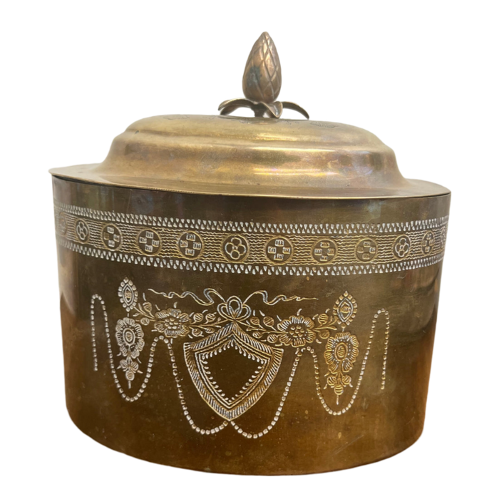 Brass Oval Etched Box w/ Pineapple Knob, 7x6