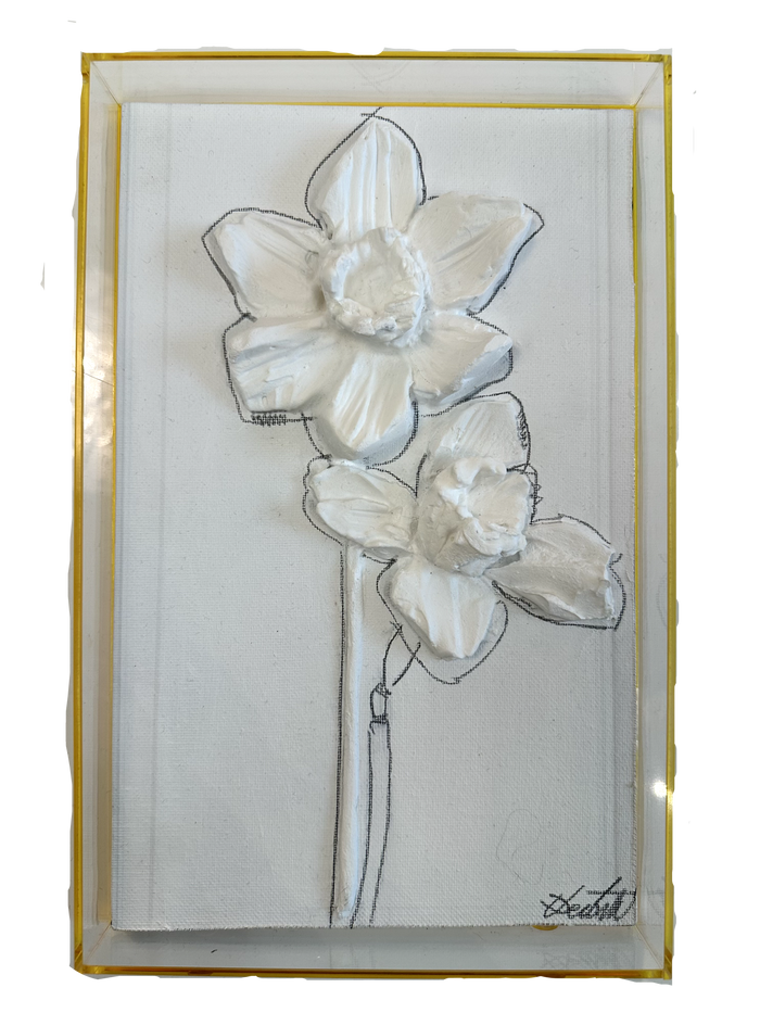 White sculpted flower