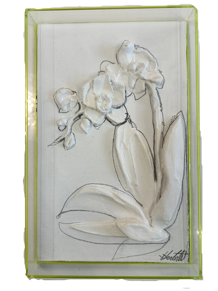 White sculpted flower